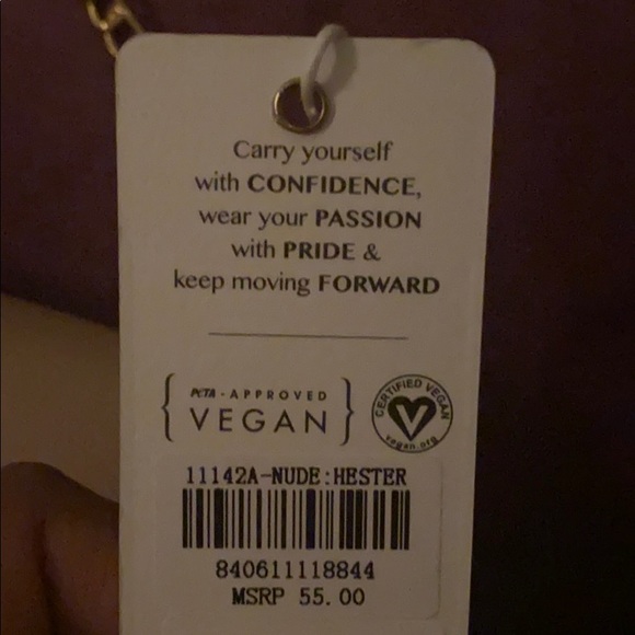 Urban Expressions Tan Crossbody Bag! - Picture 2 of 2